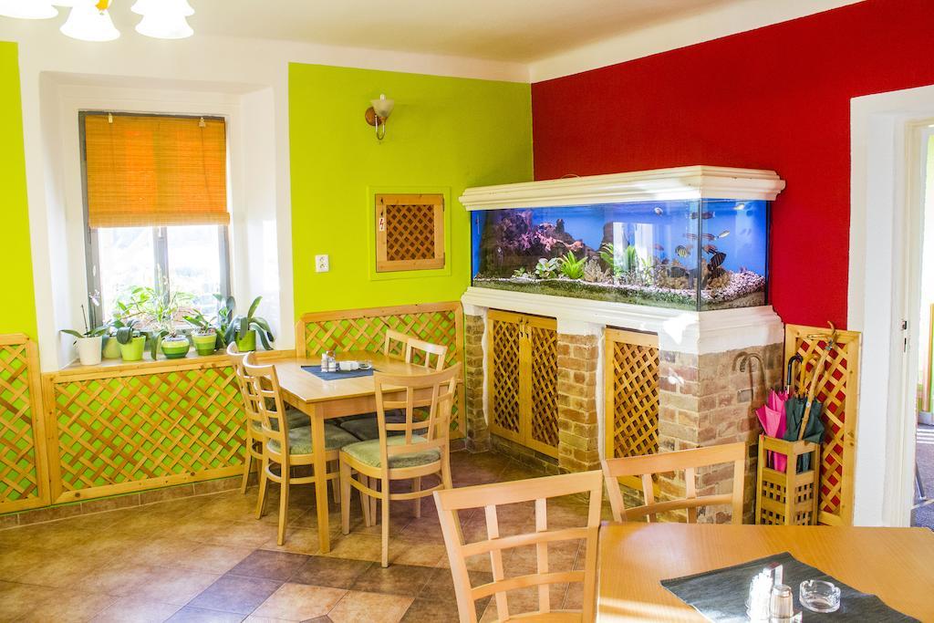 Pension U Pristavu Pomezi nad Ohri Bagian luar foto