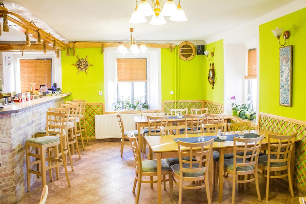 Pension U Pristavu Pomezi nad Ohri Bagian luar foto